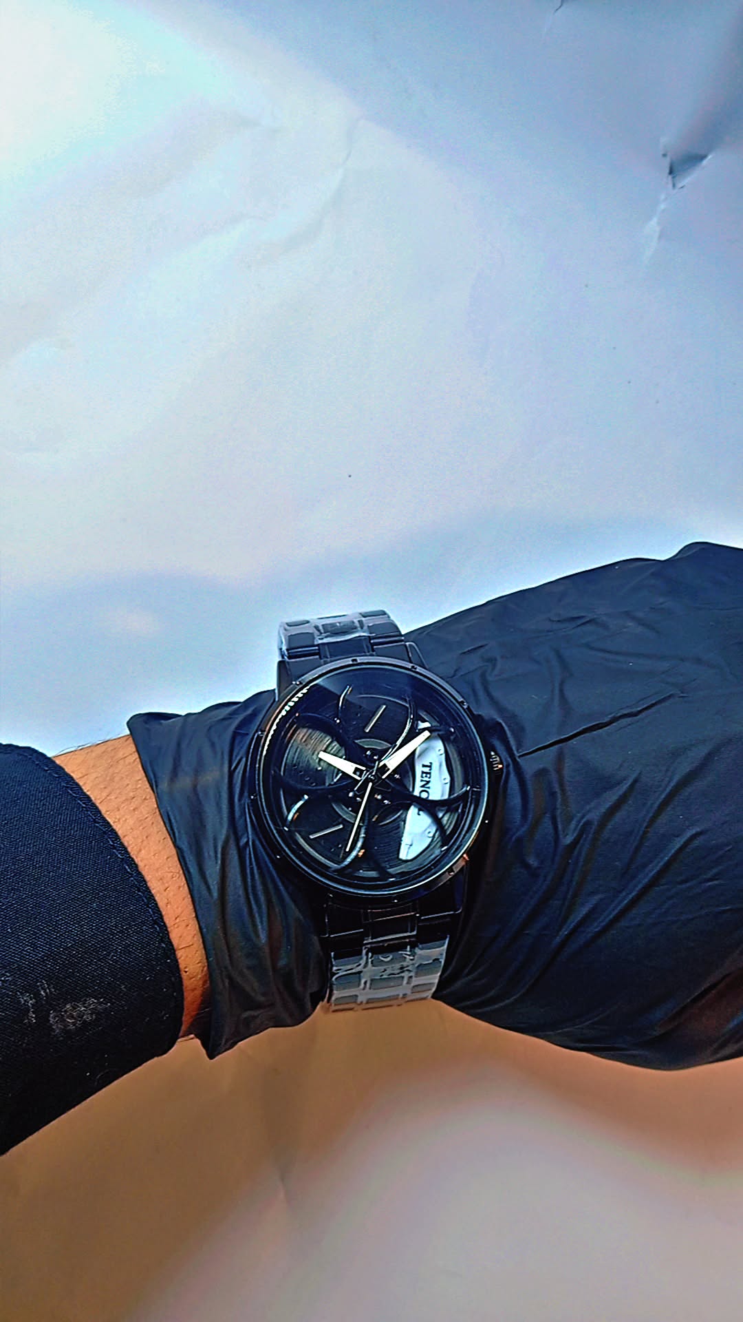SPORT RIM WHEEL WATCH – DRIVE YOUR STYLE, WEAR THE SPEED